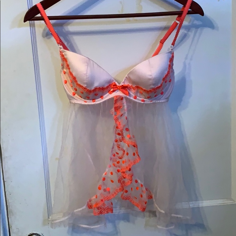 NWT Victoria’s Secret Babydoll Lingerie Top 34C